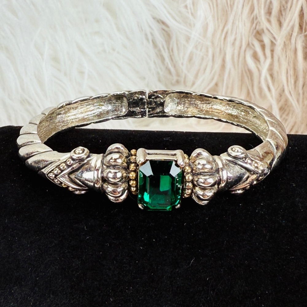 Beautiful vintage weighted, aged silvertone, green bling bracelet